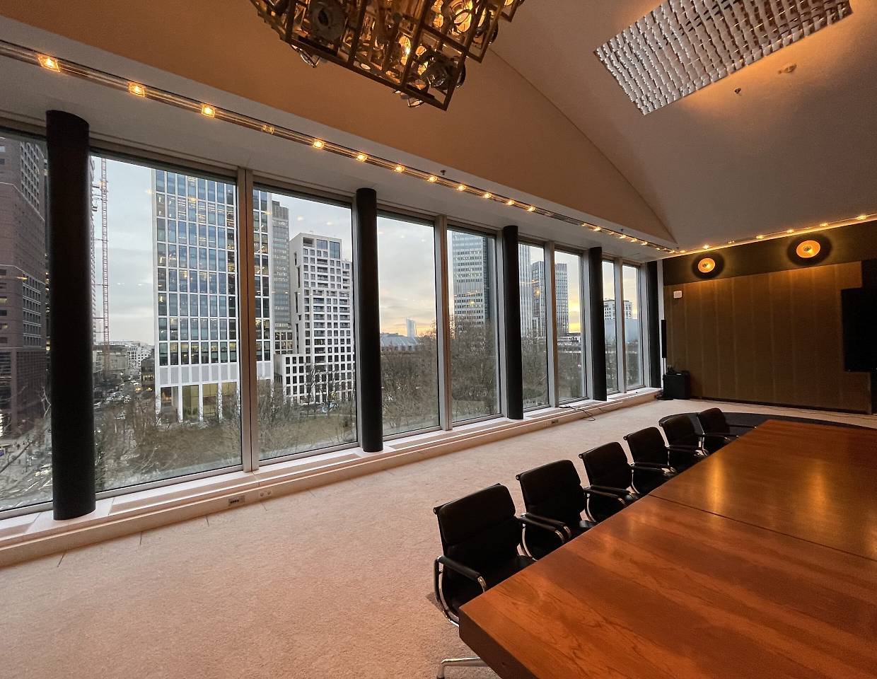 Düsseldorf (Asset Management)