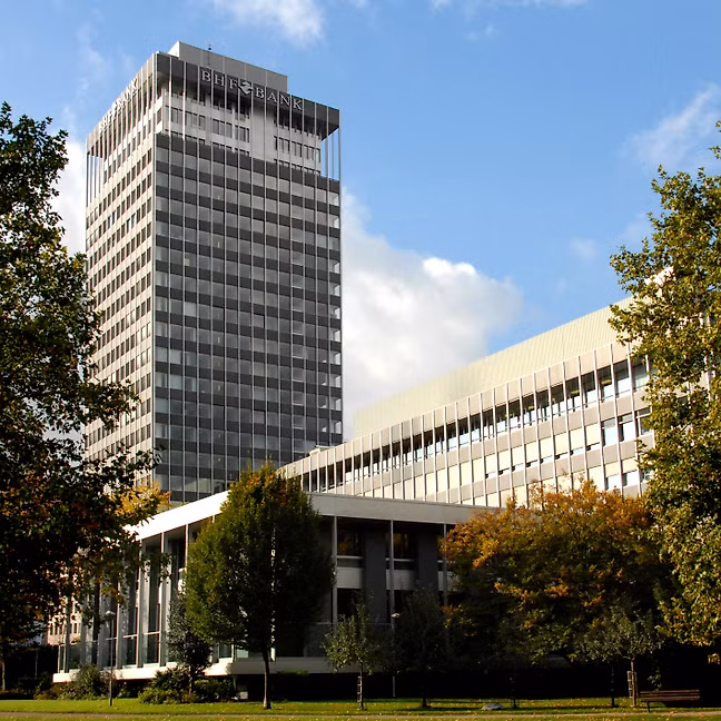 1966